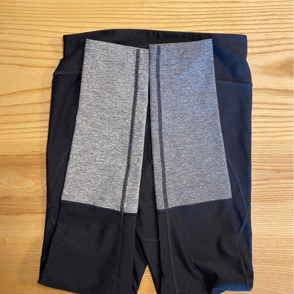EUC OUTDOOR VOICES THREE-TONE LEGGINGS - gray/black - size SMALL - Picture 2 of 5